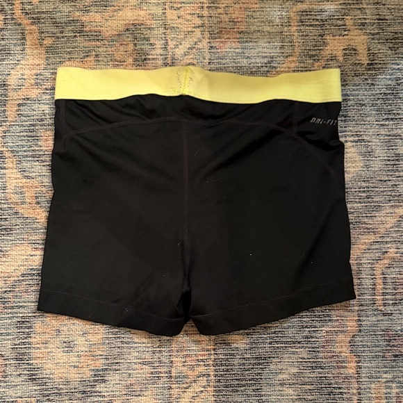 ✨✨Nike Black Shorts with Yellow Band - Picture 4 of 4
